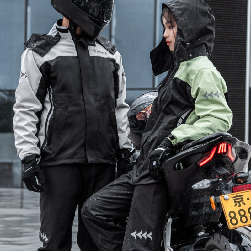Completo Impermeabile per Moto - Cycling Commuter Rain Gear recensione e prezzo